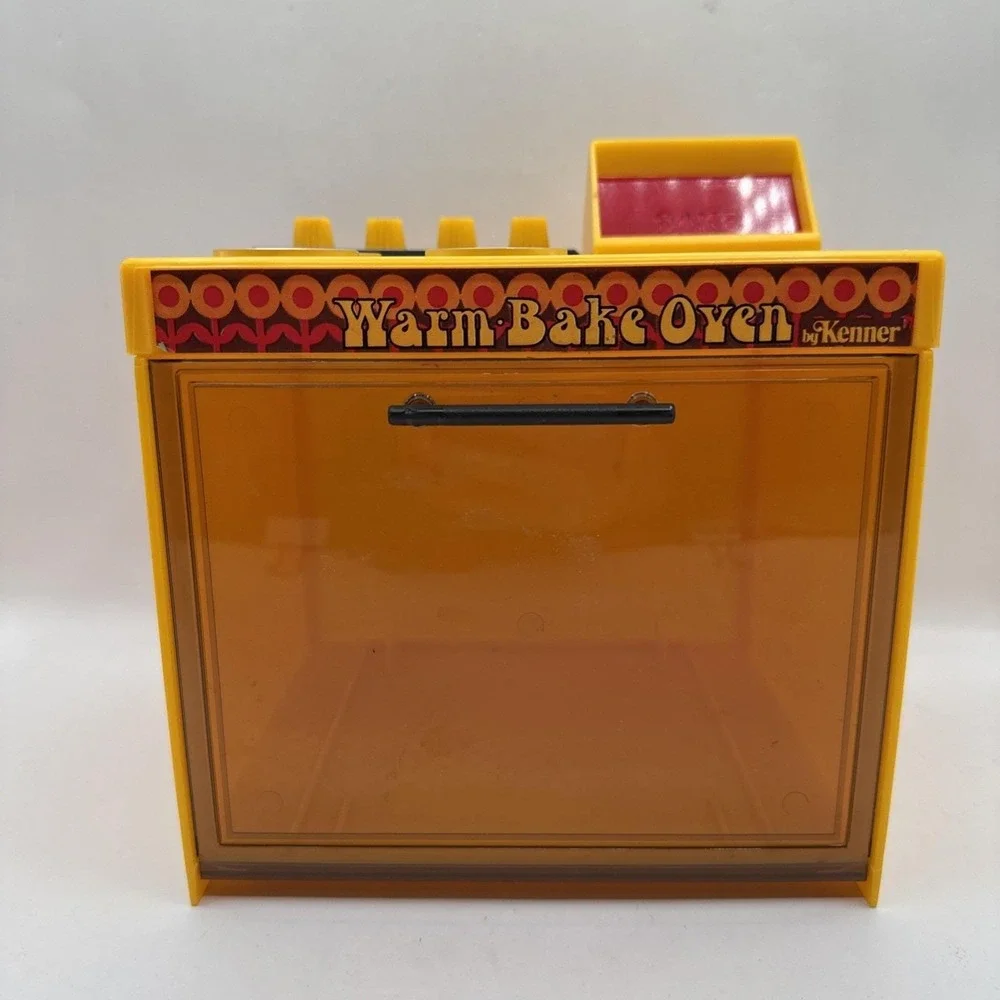Vintage Warm Bake Oven by Kenner 1973 General Mills with Original‎ Box